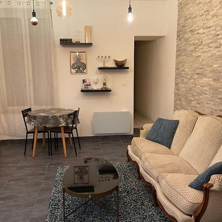 Champagne Therapie: Appartement Cosy Chic, Epernay Bagian luar foto