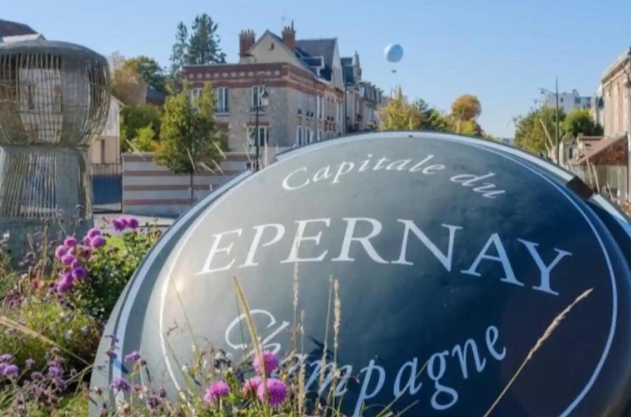 Champagne Therapie: Appartement Cosy Chic, Epernay Bagian luar foto